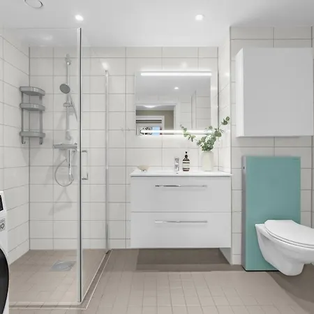 Entire Apartment, 3 Bedrooms 2 Bathrooms Centrally Located In Loren * Oslo